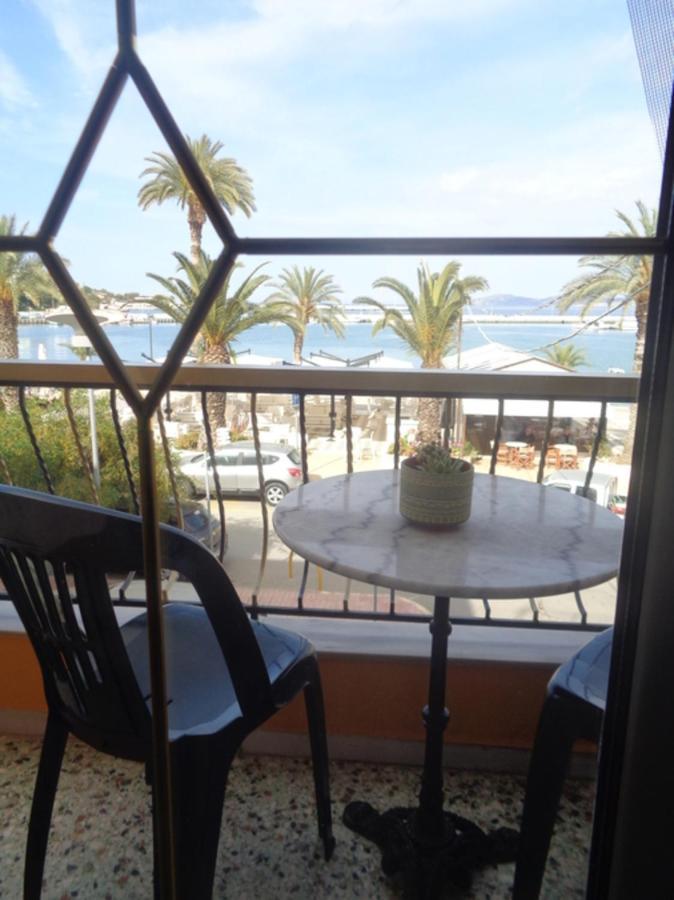 Seashell Sea View, Castle View 200metres From The *